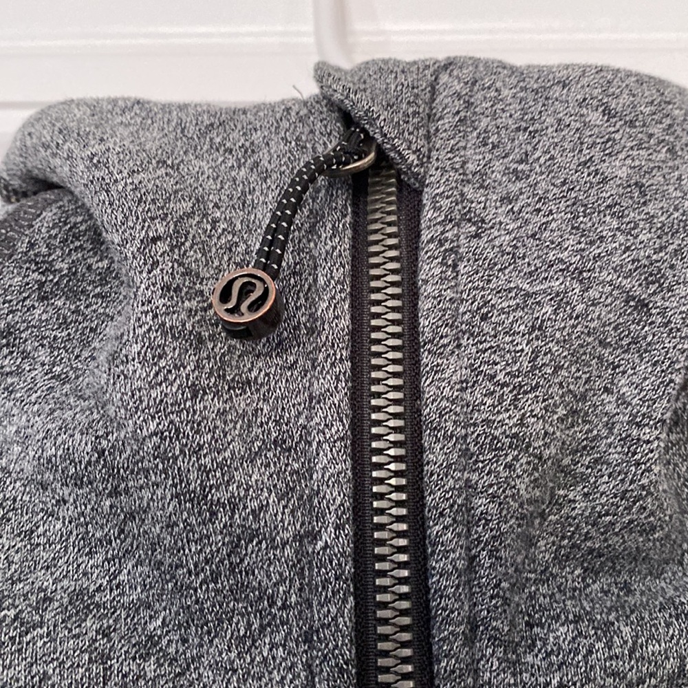 Lululemon Scuba hoodie - Picture 2 of 3